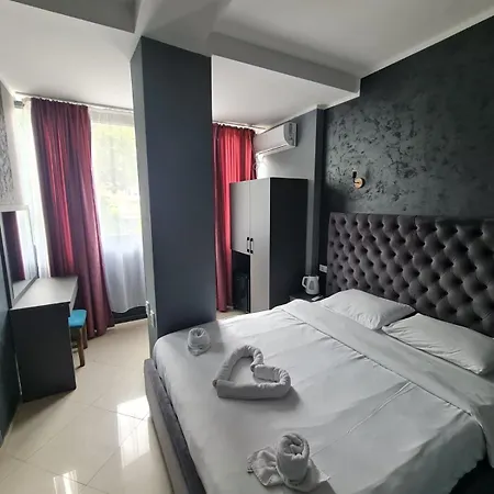 Hotel Fama